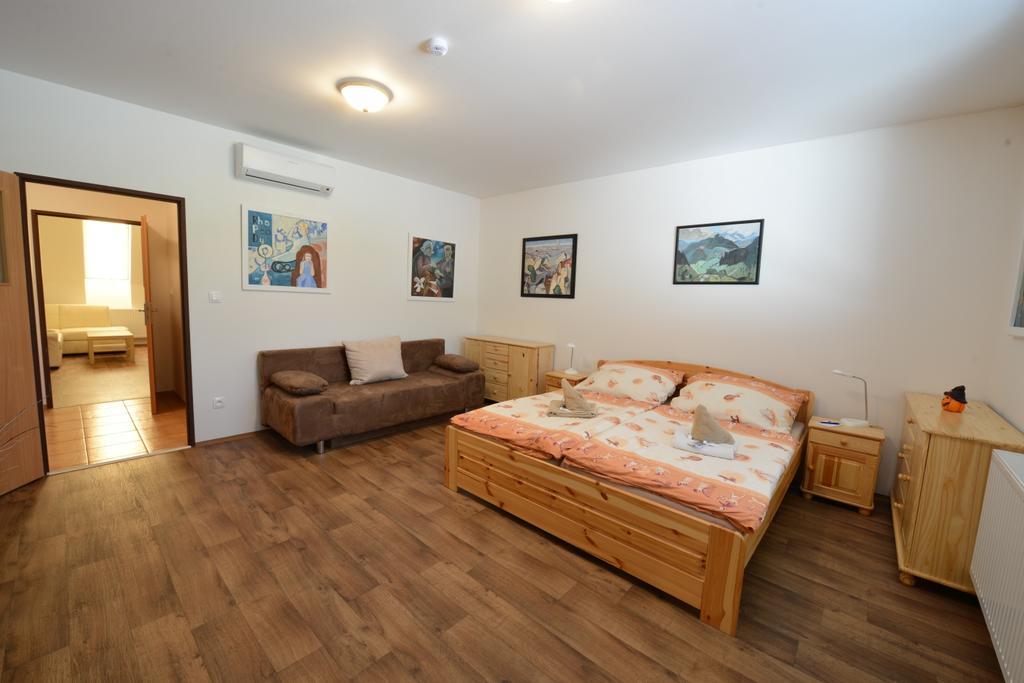 Školící středisko ABENA s ubytováním Ostrava Exterior foto