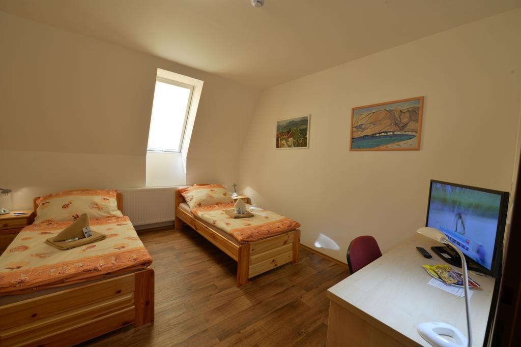 Školící středisko ABENA s ubytováním Ostrava Exterior foto